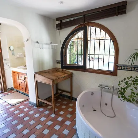 A Natural Retreat Guest house *