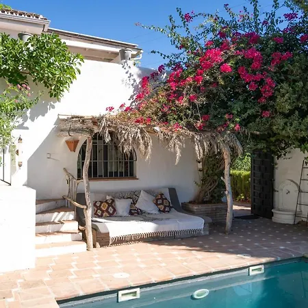 Hotel A Natural Retreat *